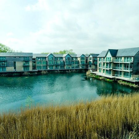 De Vere Cotswold Water Park Apartments Cirencester Kültér fotó