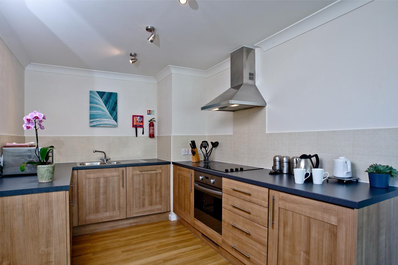 De Vere Cotswold Water Park Apartments Cirencester Kültér fotó